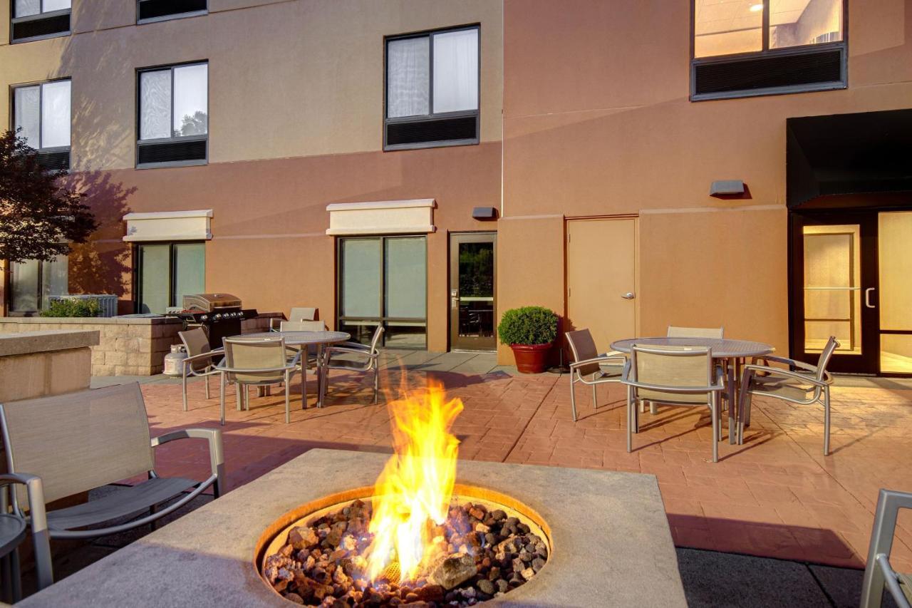 Springhill Suites Erie Kearsarge Екстериор снимка