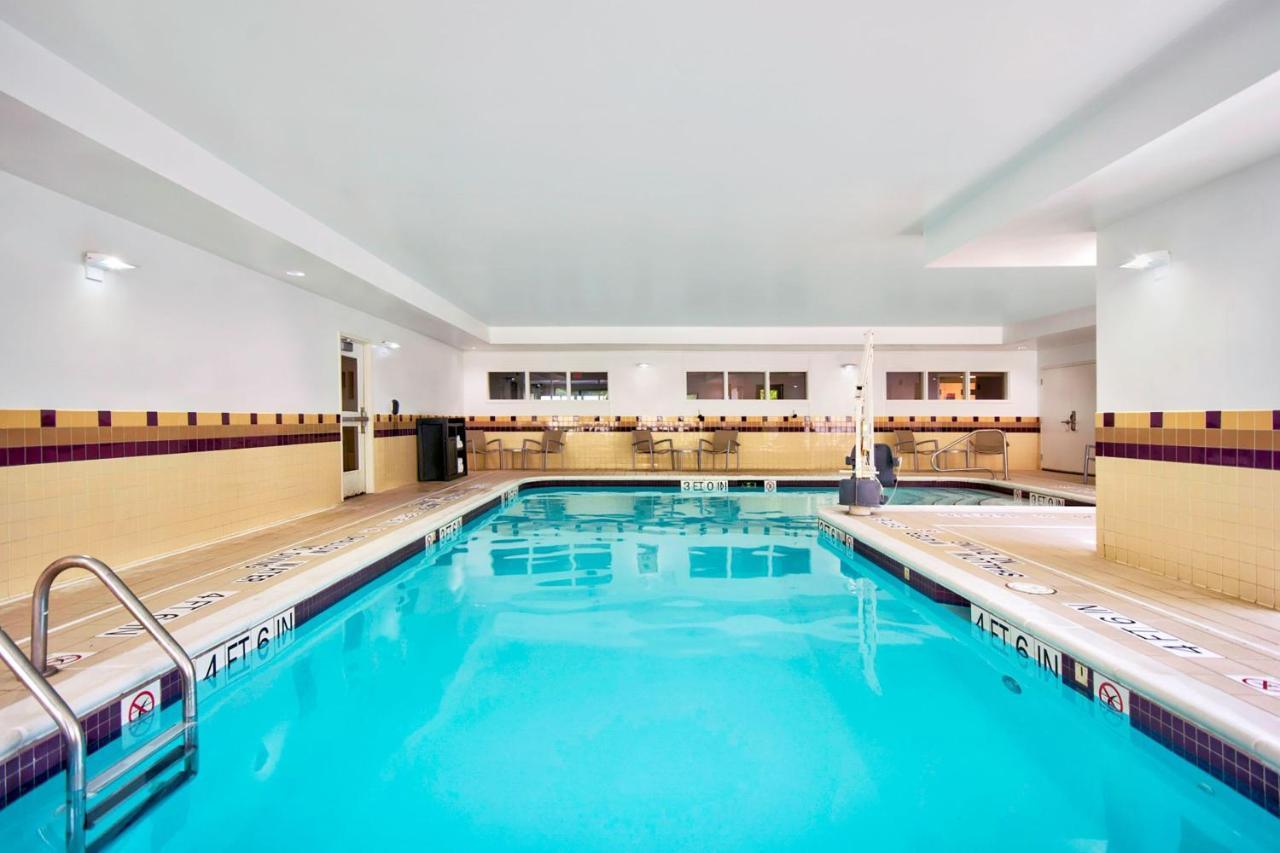Springhill Suites Erie Kearsarge Екстериор снимка